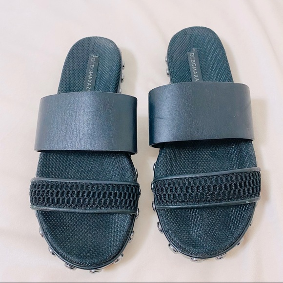 BCBG Black Studded Leather Slip On Sandals Size 6 - Picture 4 of 15